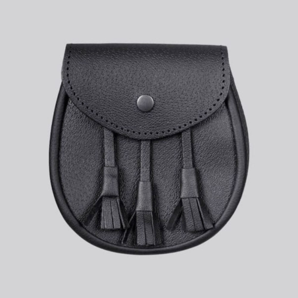 Black Leather Day Sporran Scottish With Free Chain Belt - Kilt Kingdom